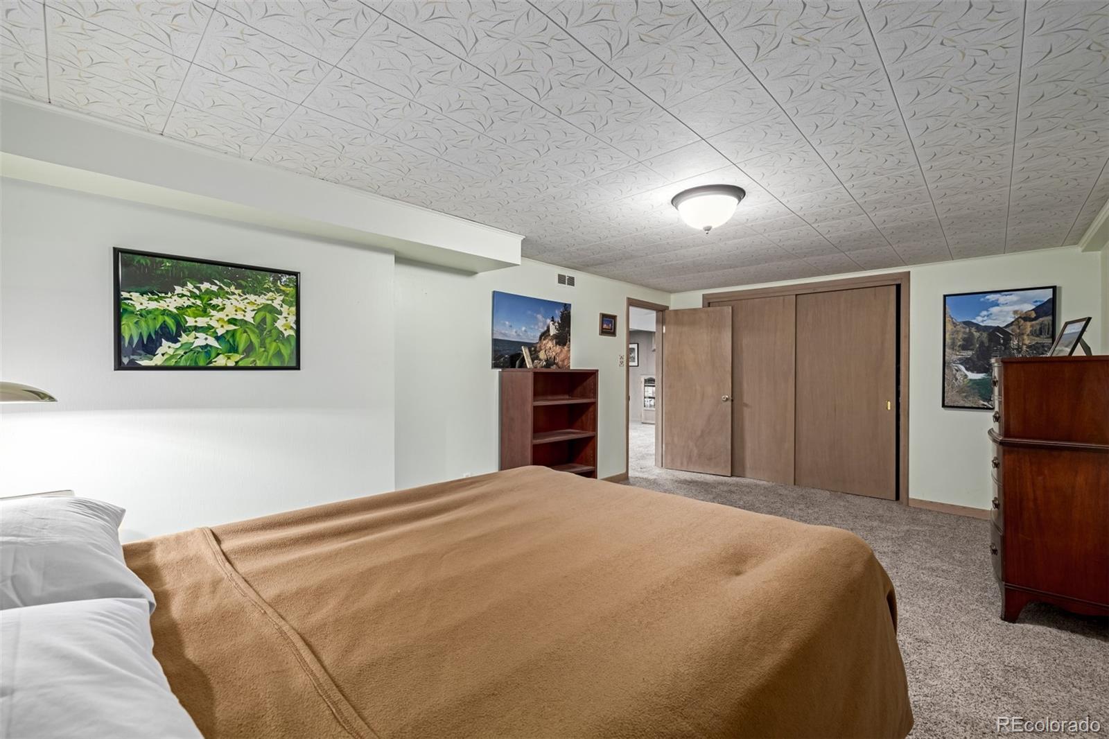 11343 W 60th Place