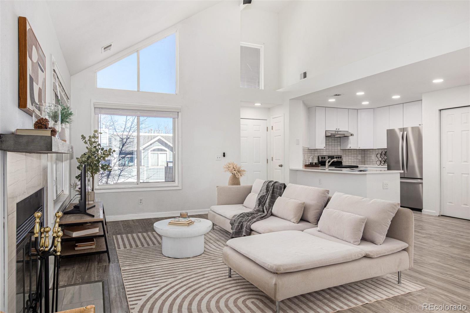 8500 E Jefferson Avenue Unit: 17C