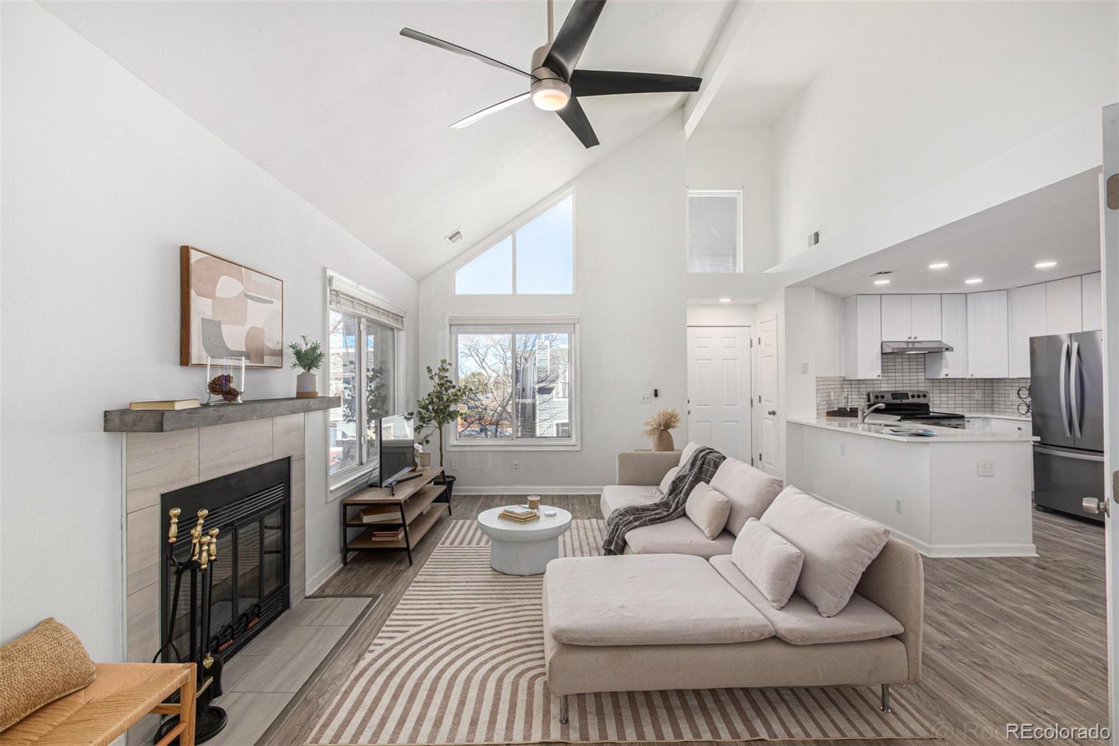 8500 E Jefferson Avenue Unit: 17C