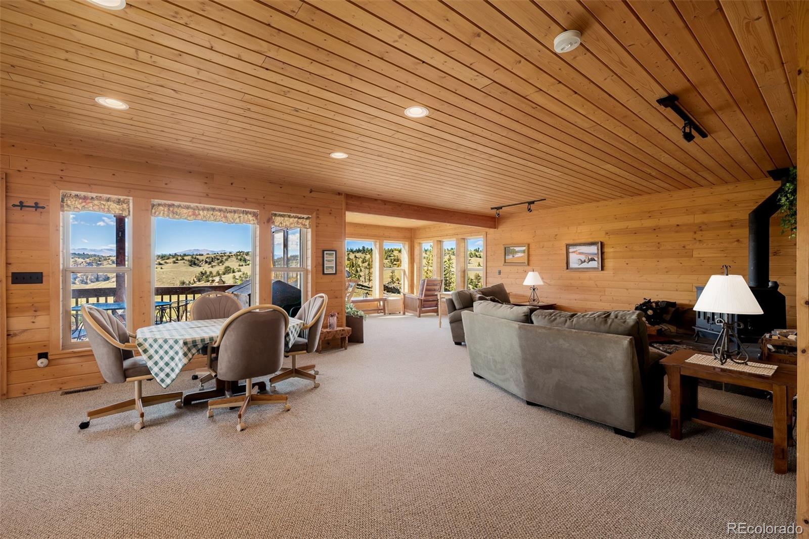 305 Travois Court