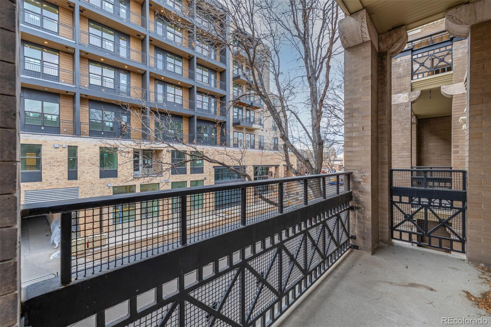 1210 E Colfax Avenue Unit: 301