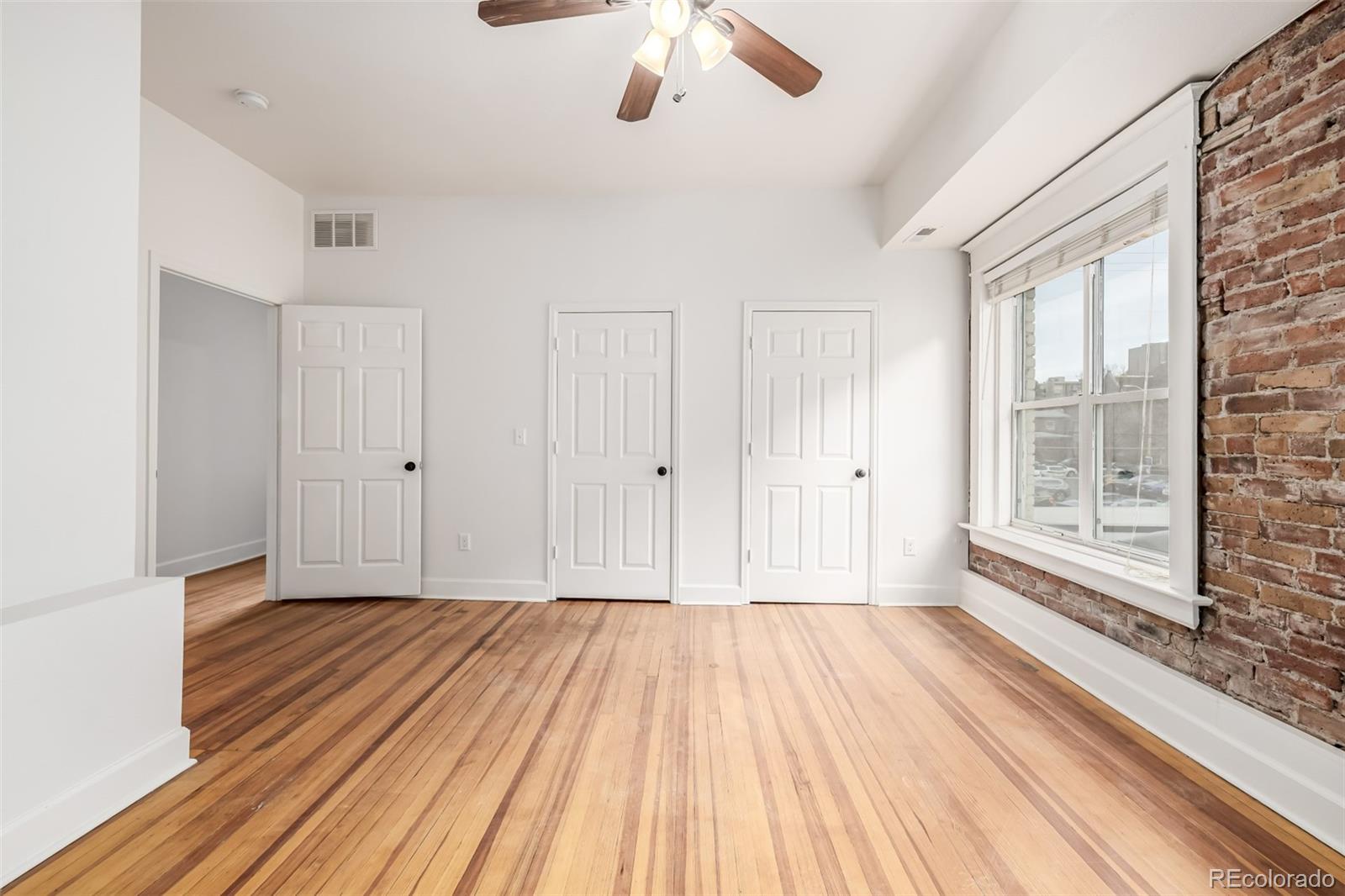1210 E Colfax Avenue Unit: 301