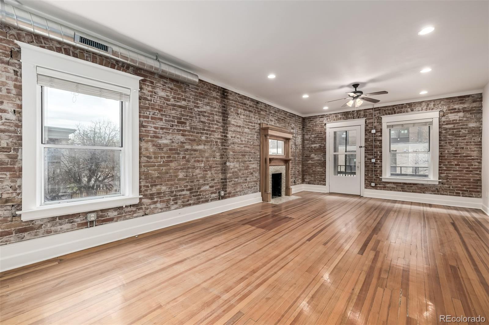1210 E Colfax Avenue Unit: 301