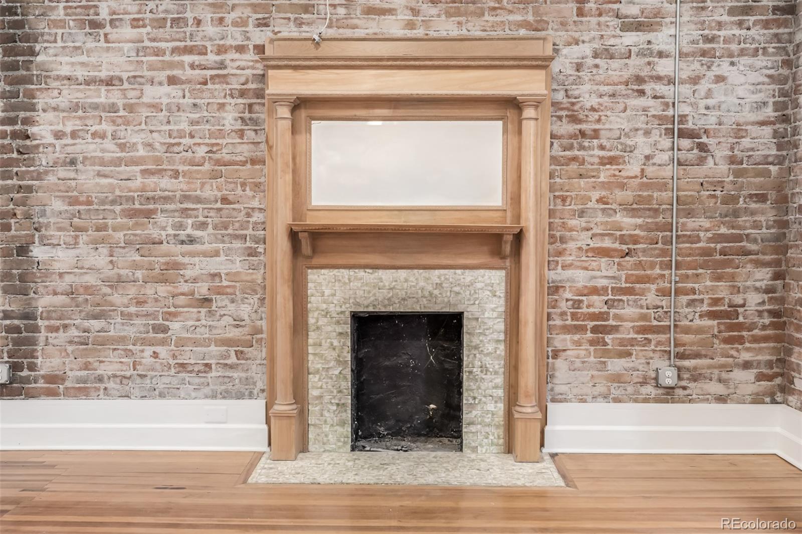 1210 E Colfax Avenue Unit: 301