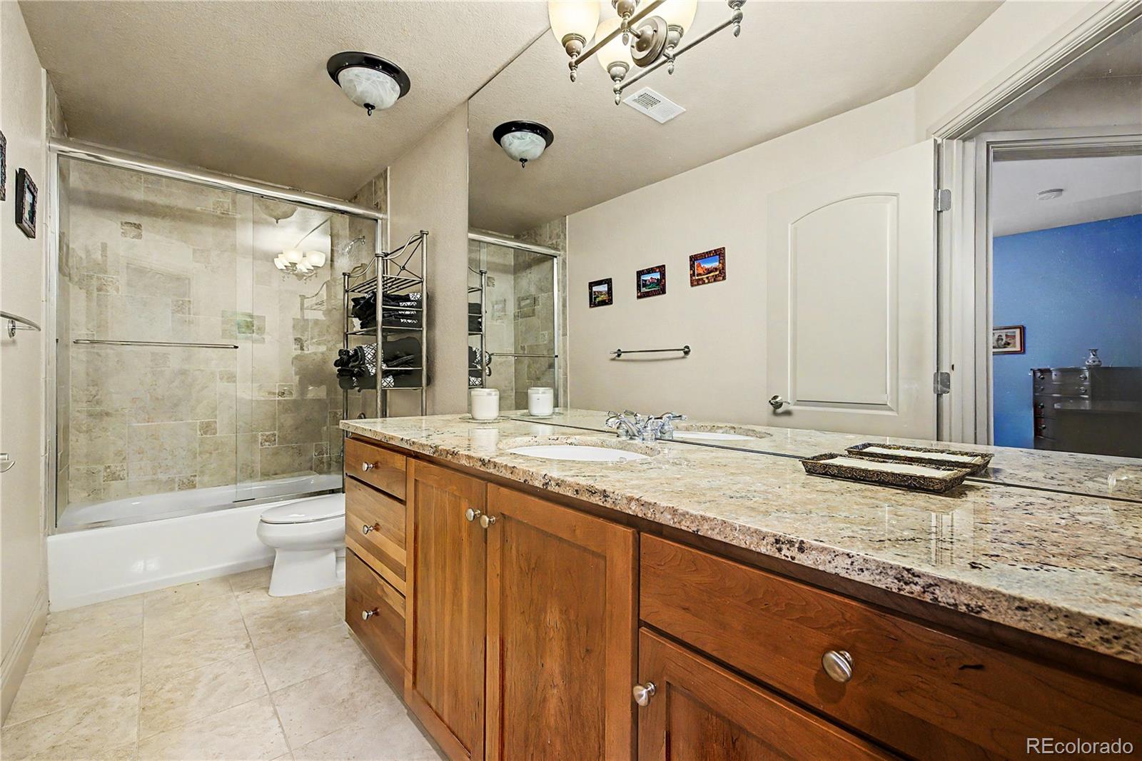 11164 W Yucca