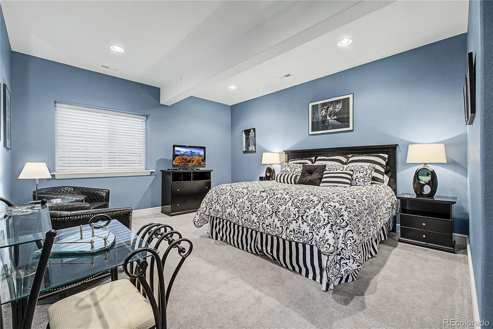 11164 W Yucca