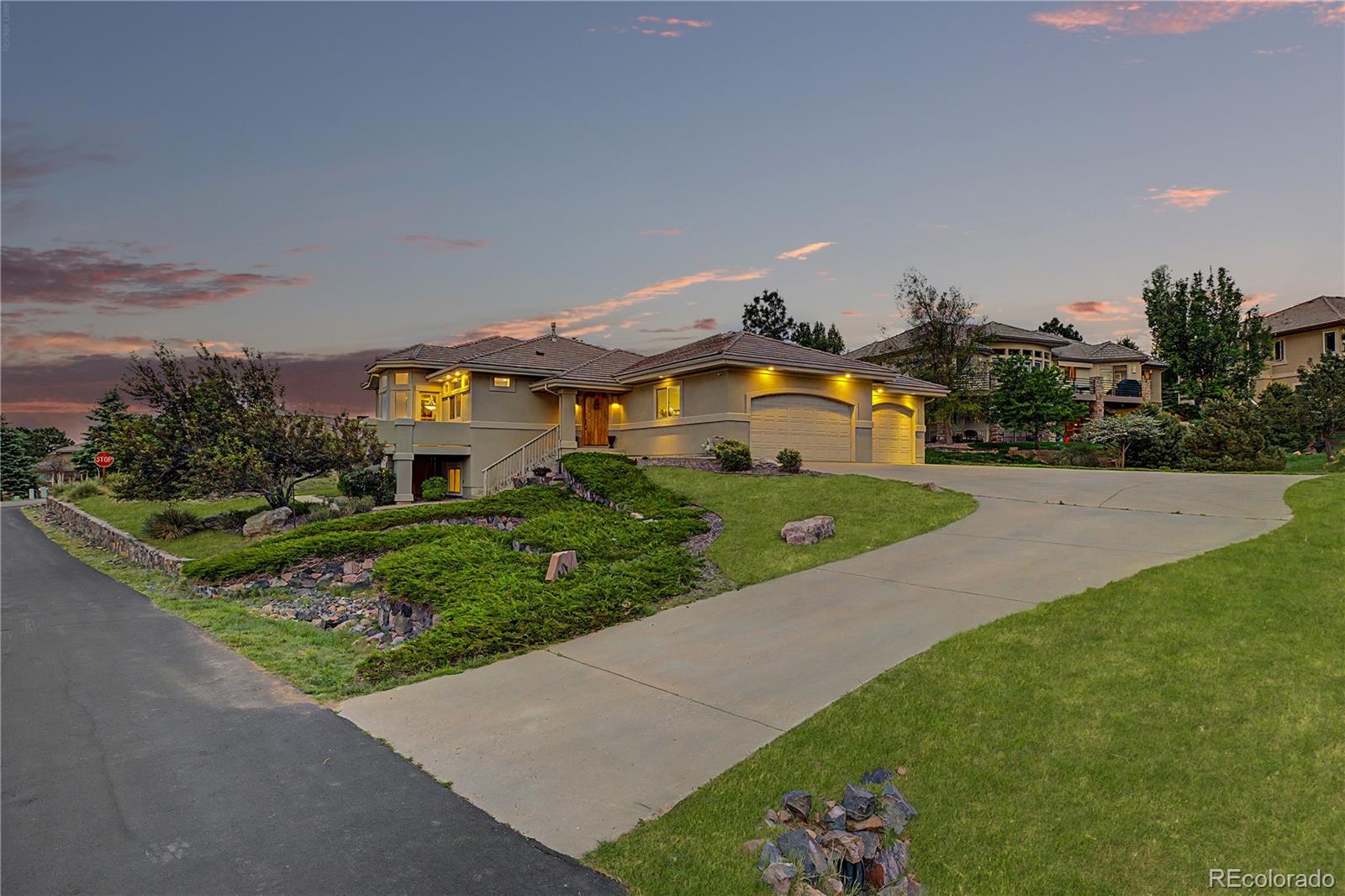 11164 W Yucca