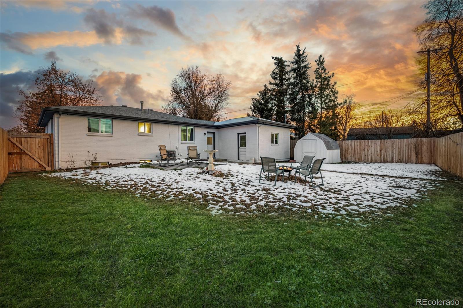 8861 Hastings Way