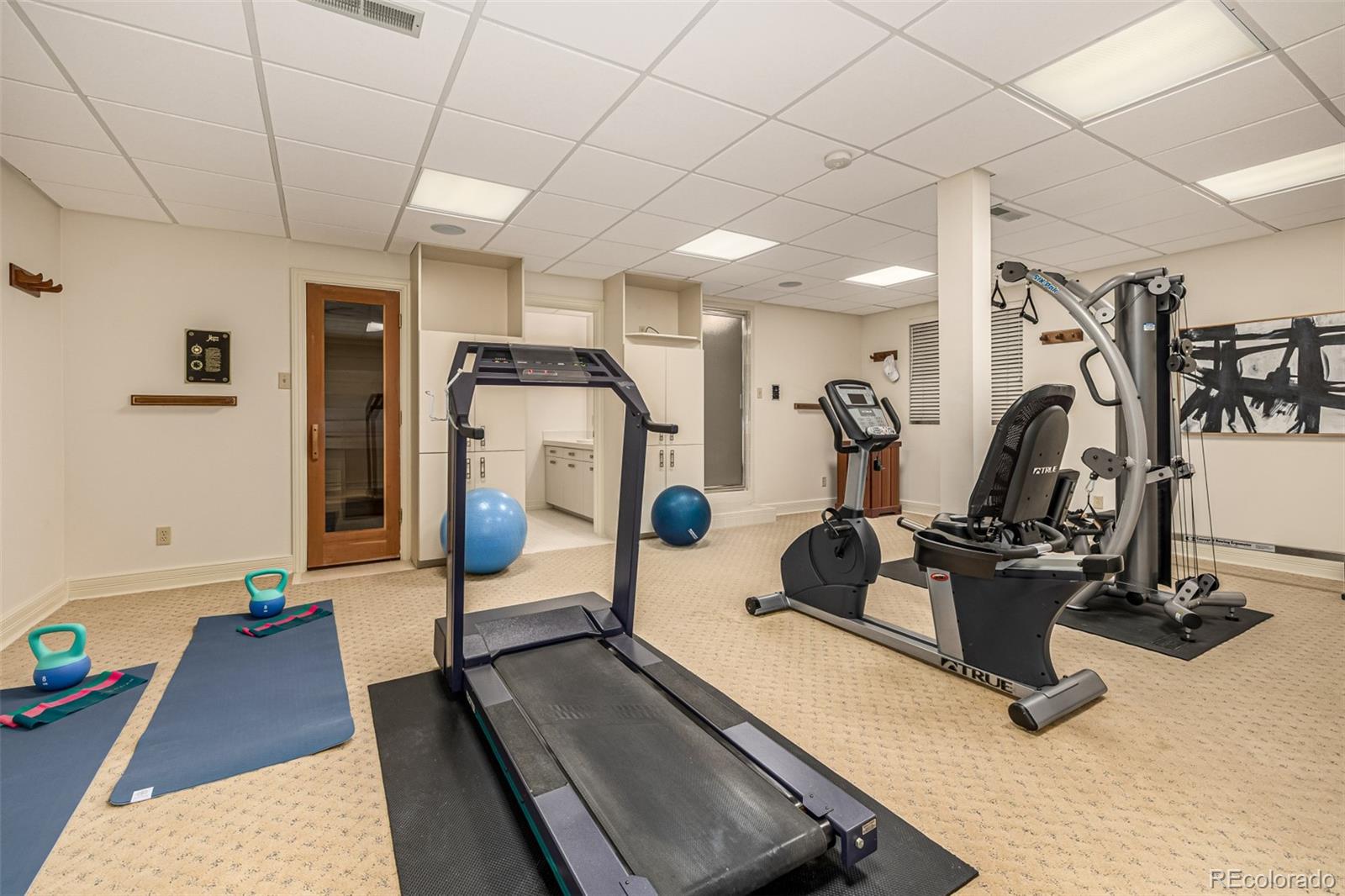 400 S Steele Street Unit: 64