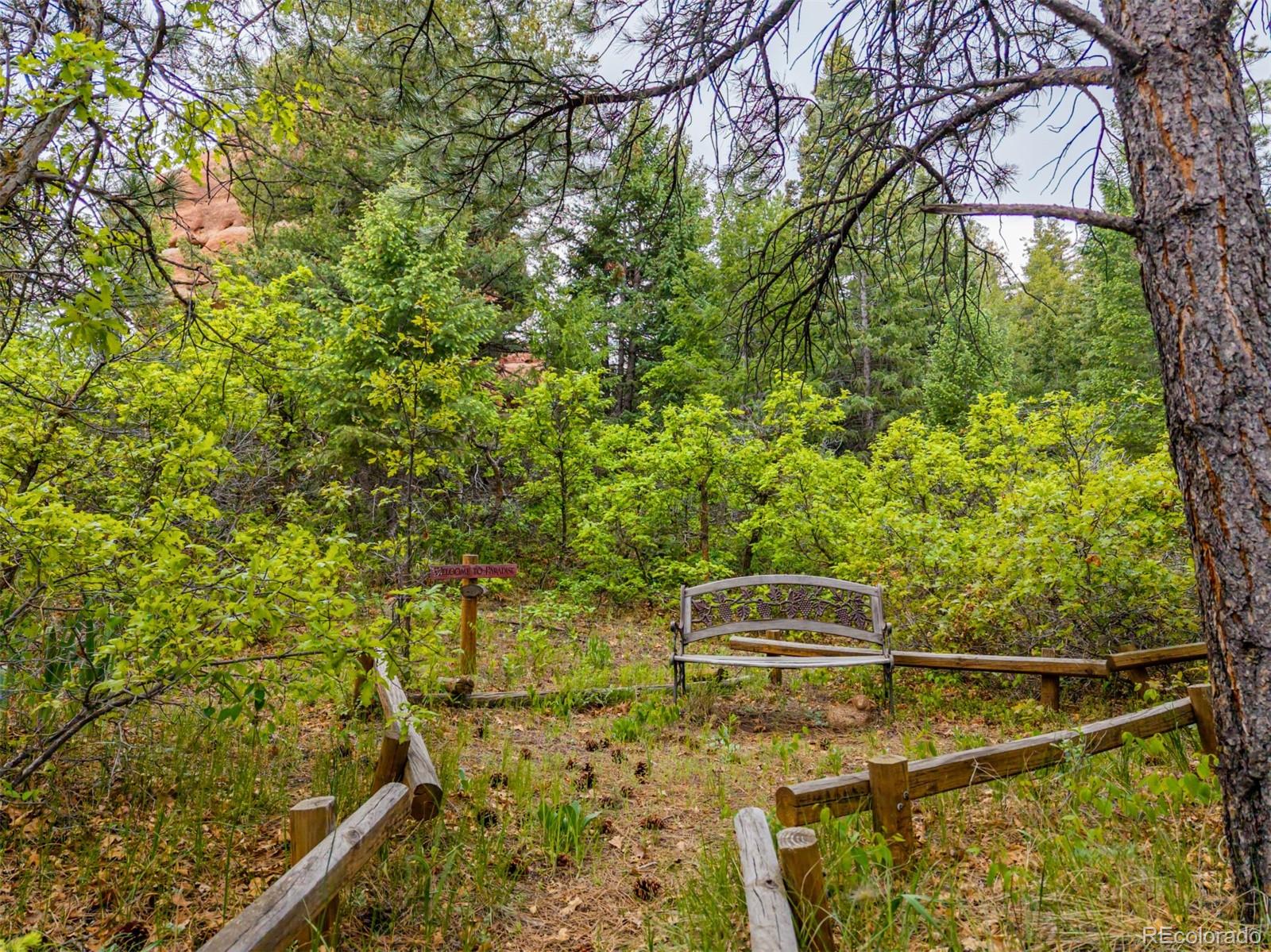6438 Thunderbird Road