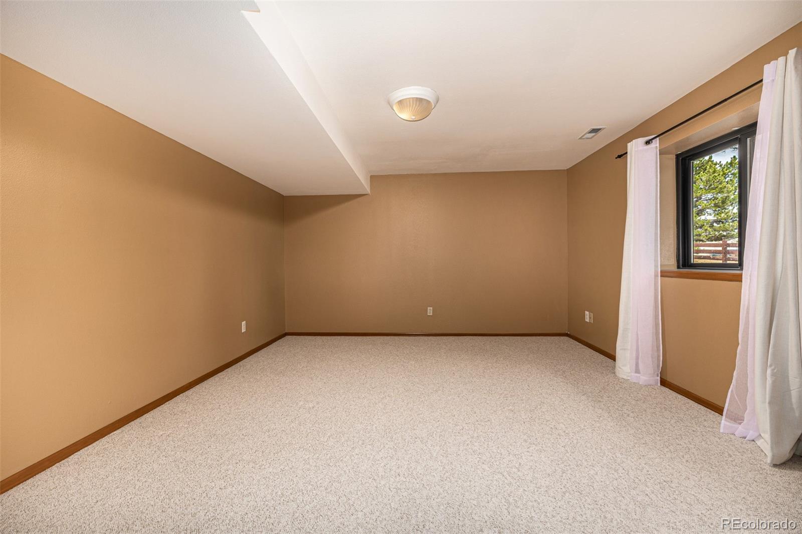 2475 Edenderry Drive