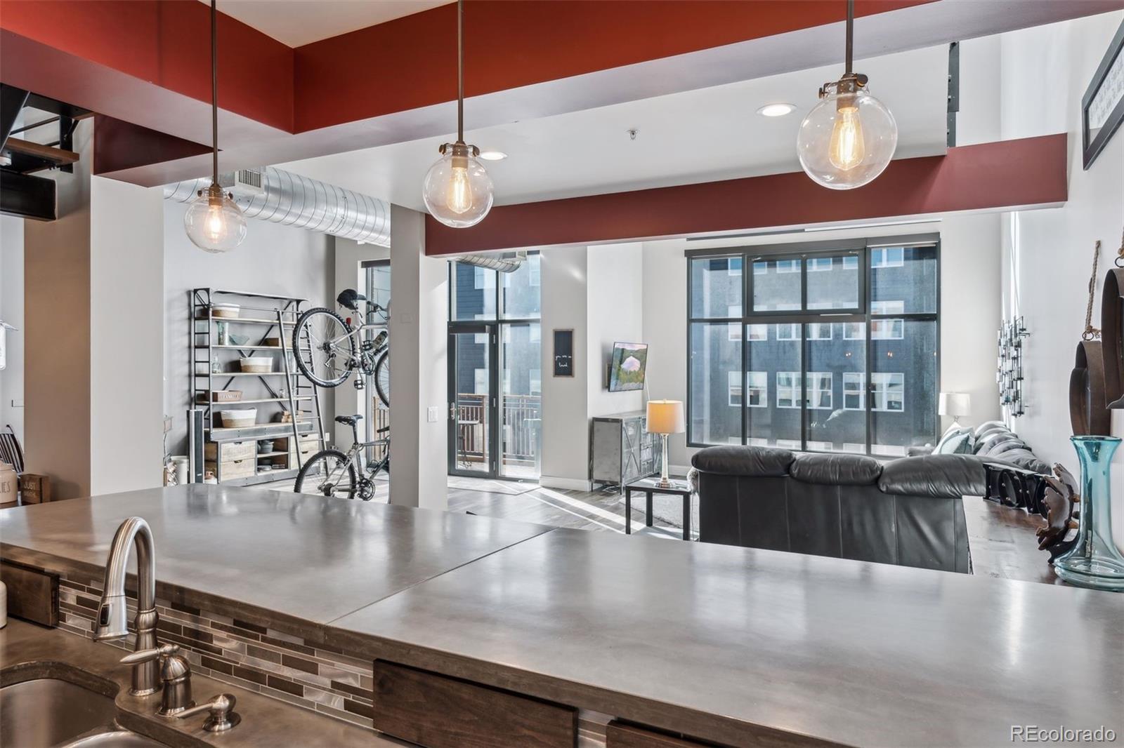 3100 Huron Street Unit: 4Q