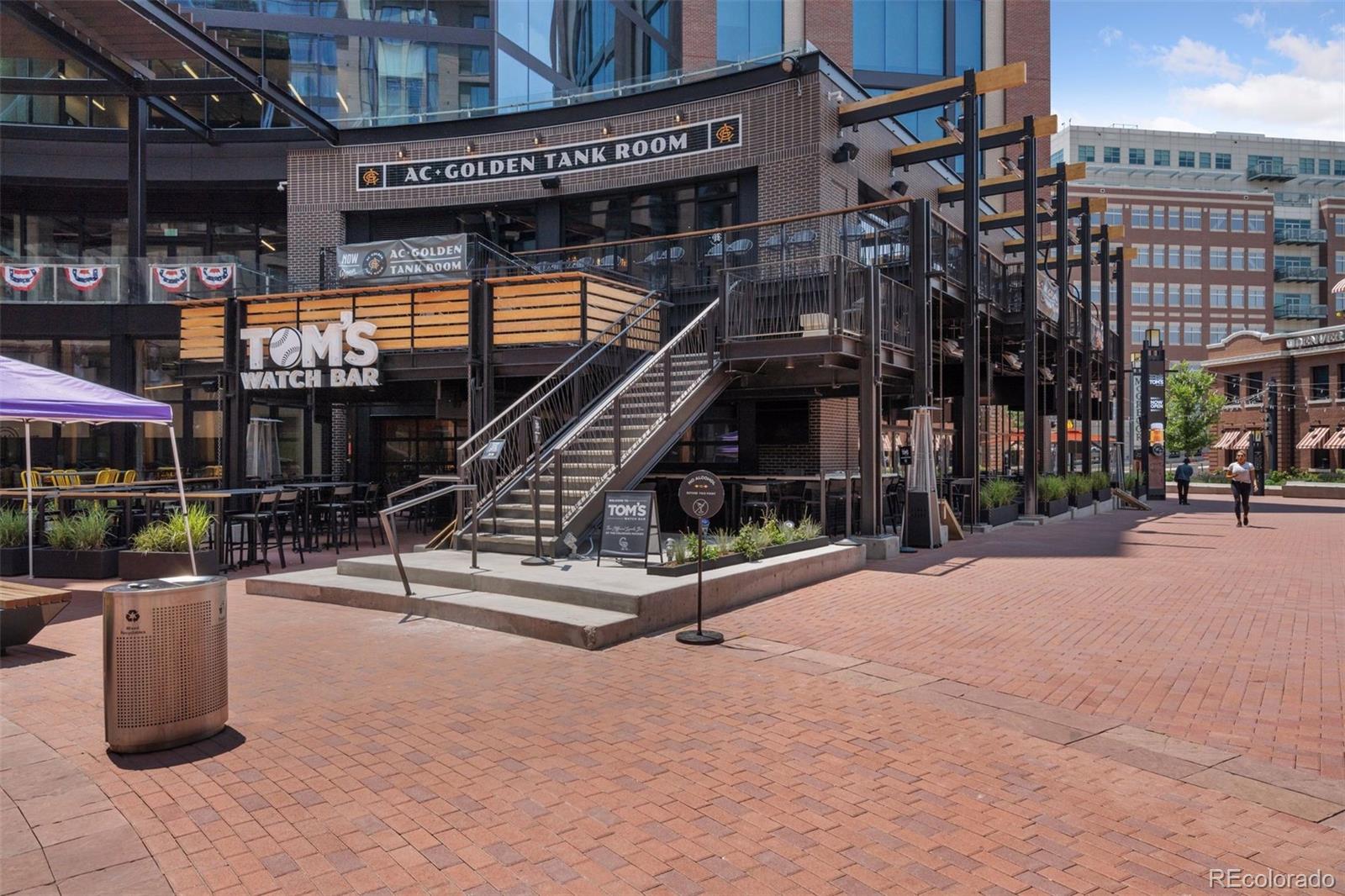 3100 Huron Street Unit: 4Q