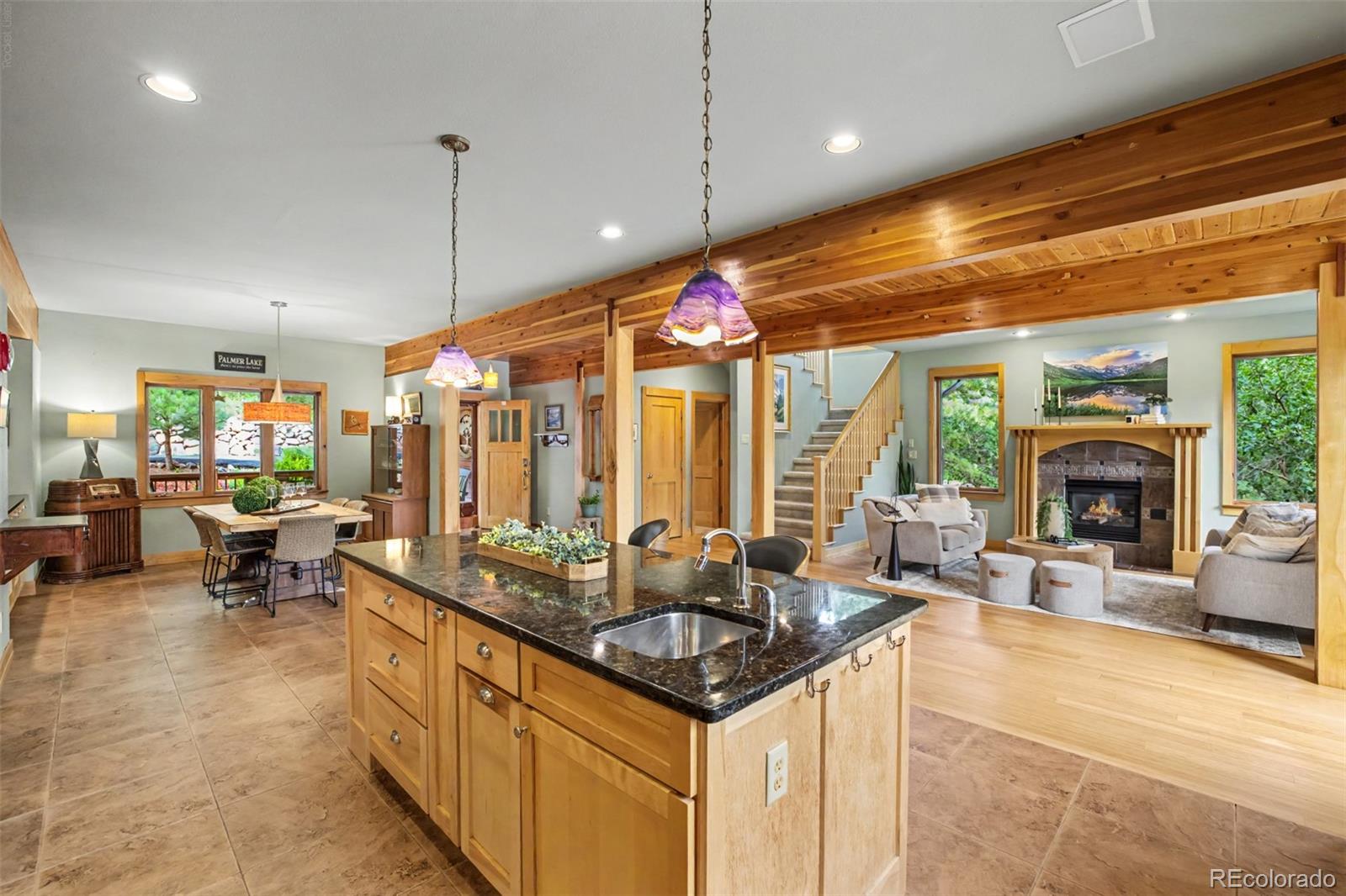 400 Valley Crescent Street