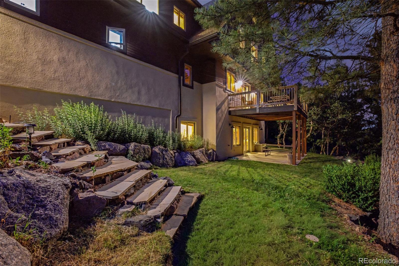 400 Valley Crescent Street