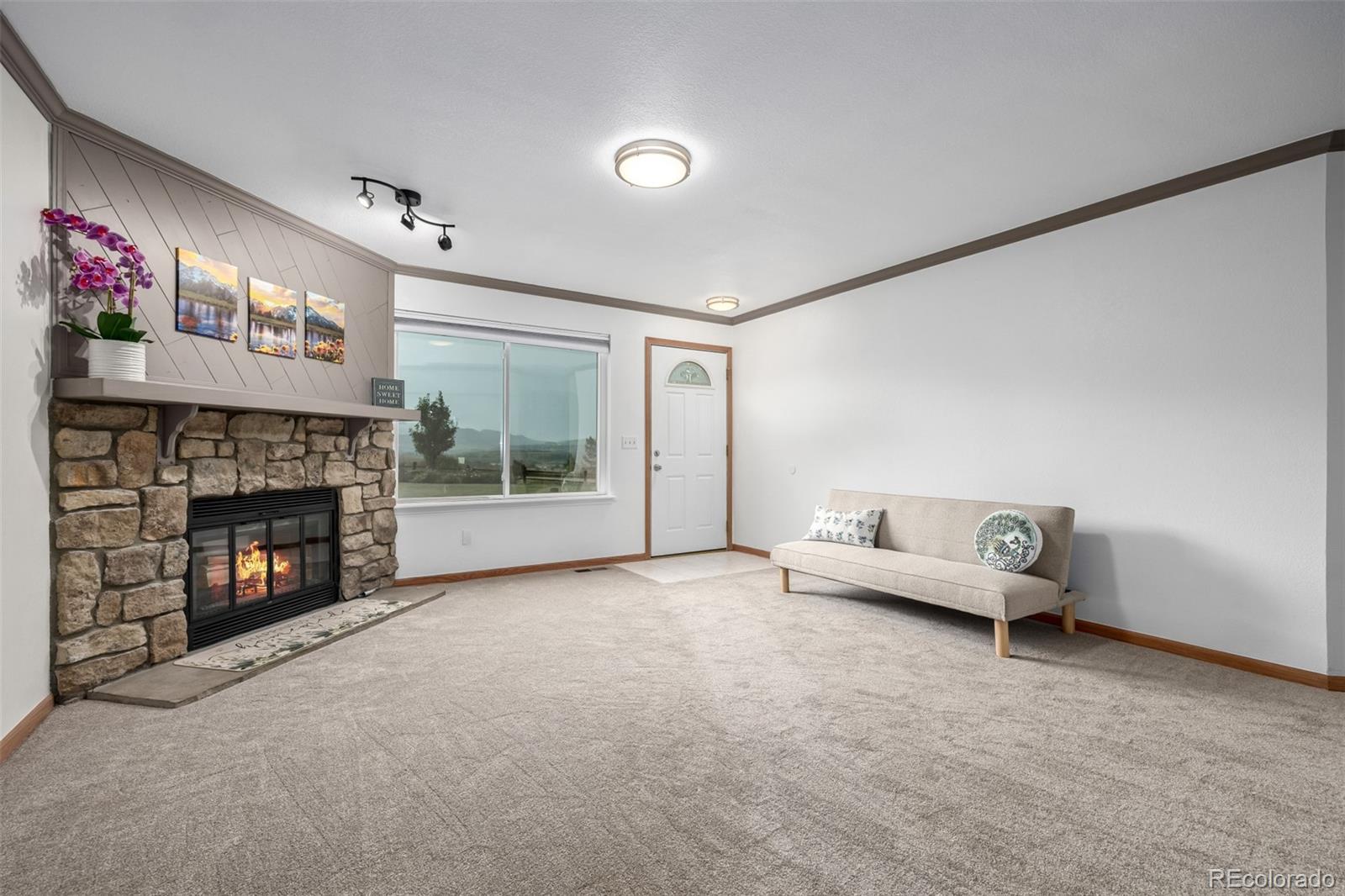 4226 S Eldridge Street Unit: 103