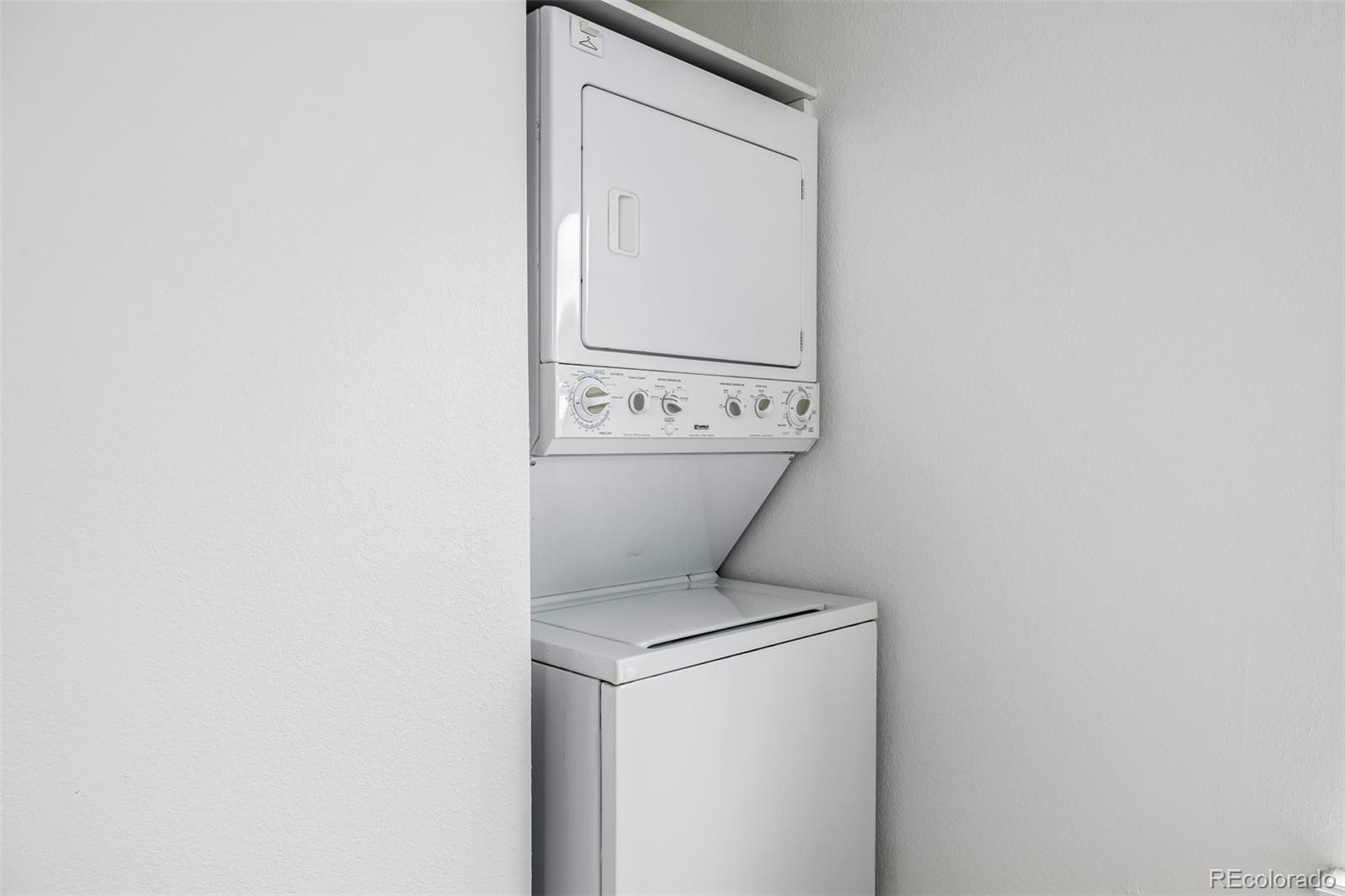 4226 S Eldridge Street Unit: 103
