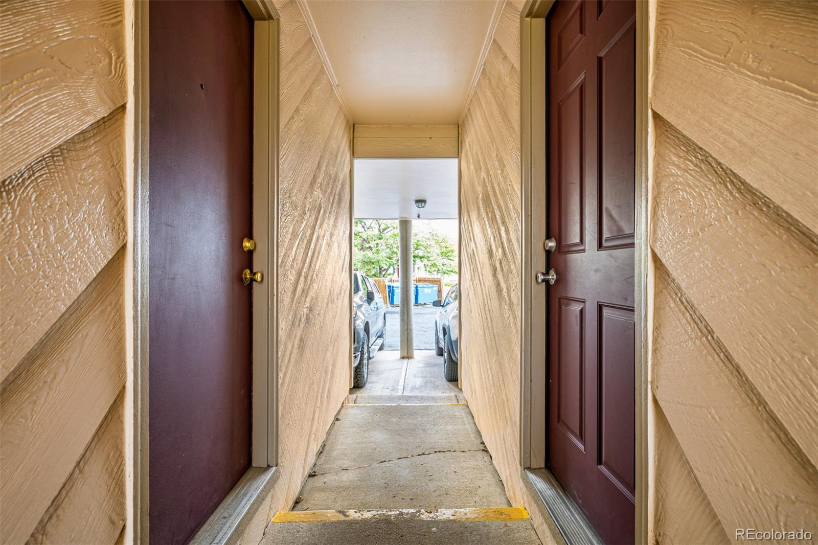 4226 S Eldridge Street Unit: 103