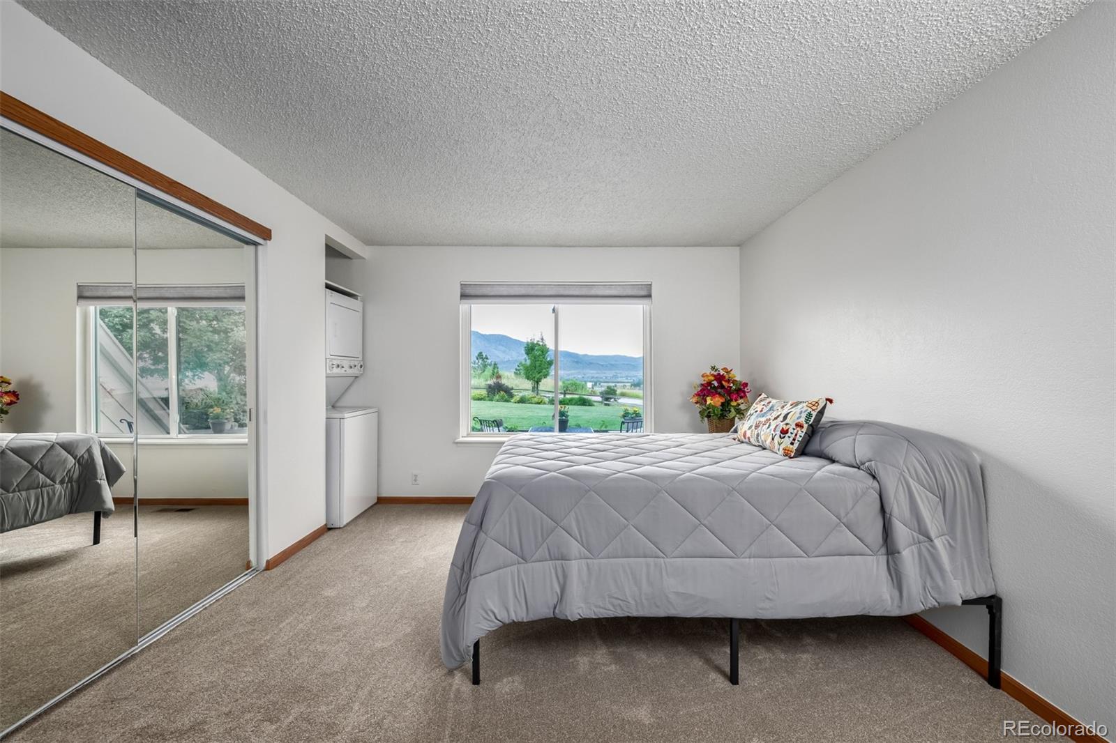4226 S Eldridge Street Unit: 103