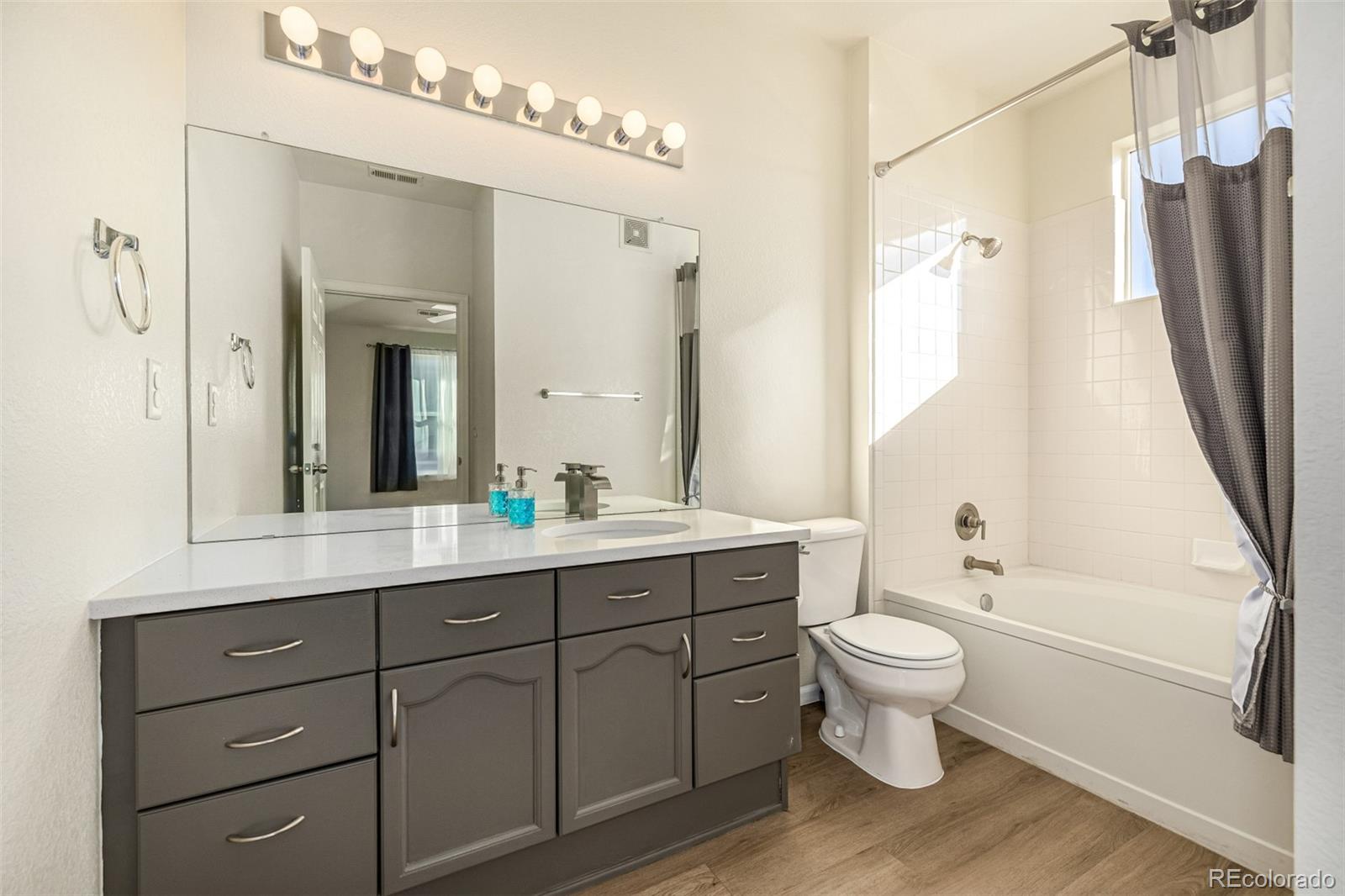14211 E 1st Drive Unit: 307