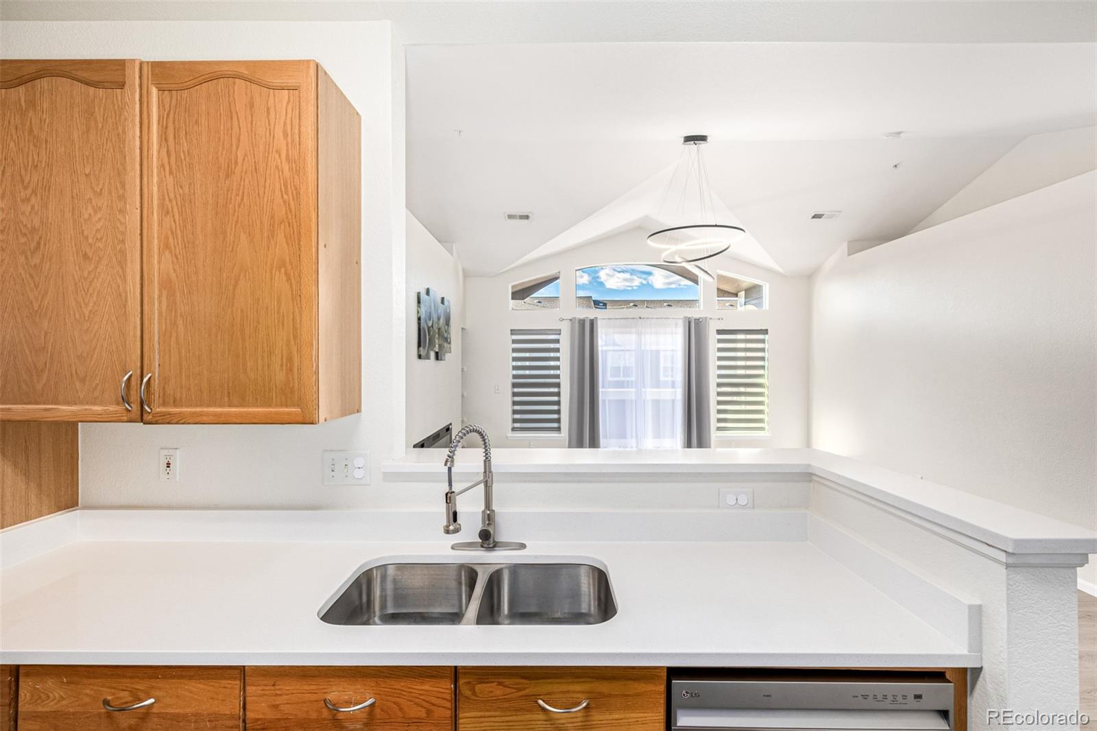 14211 E 1st Drive Unit: 307