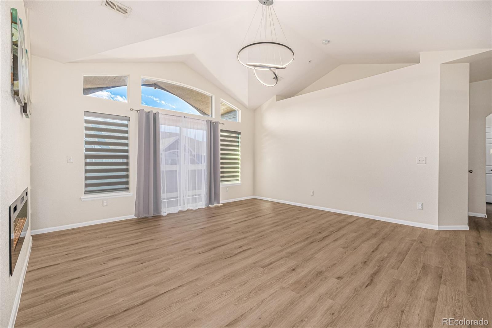 14211 E 1st Drive Unit: 307
