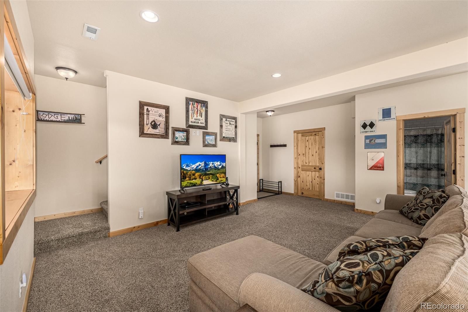 270 Piaute Way