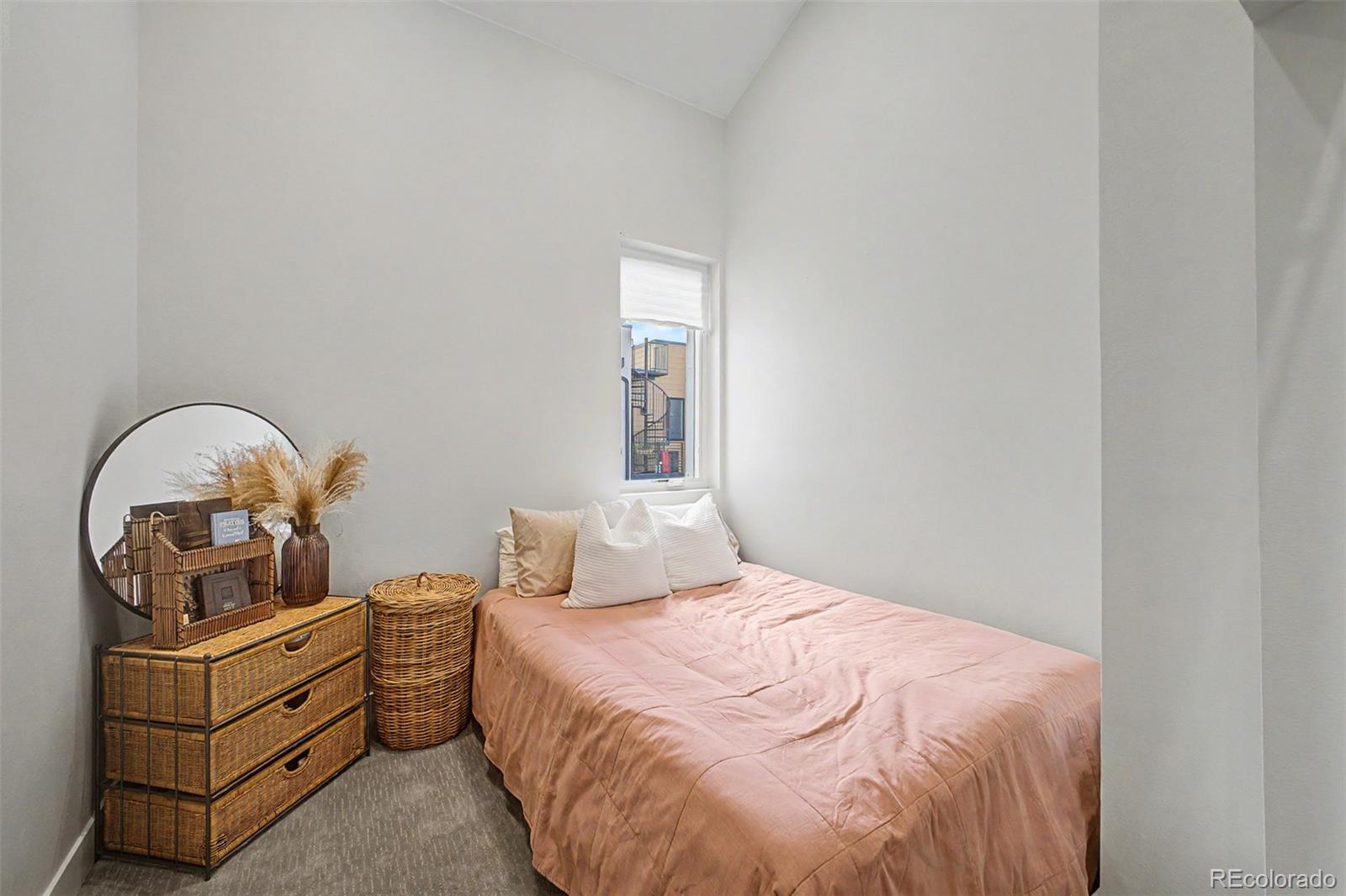1921 W Elk Place Unit: 2