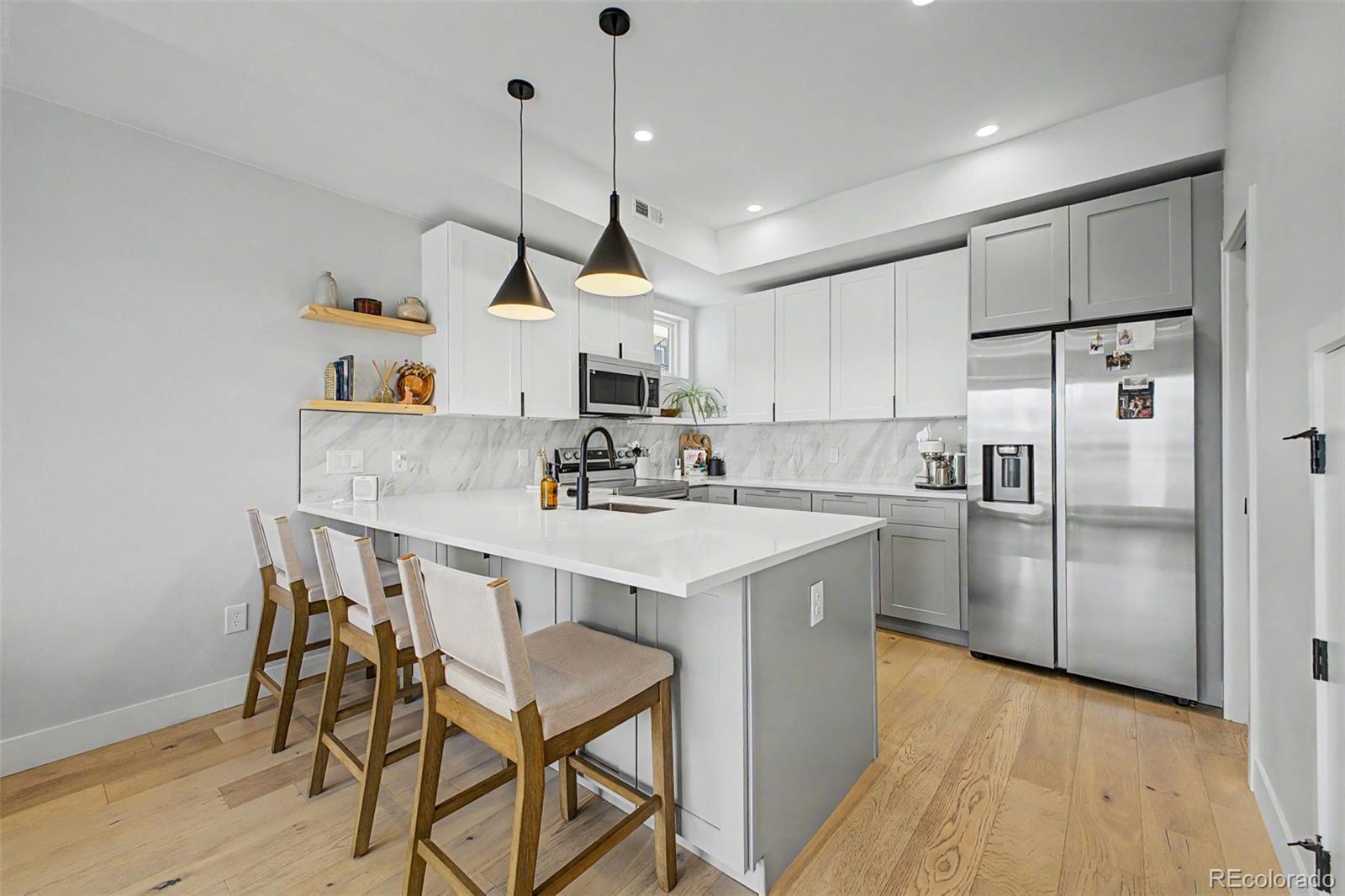 1921 W Elk Place Unit: 2