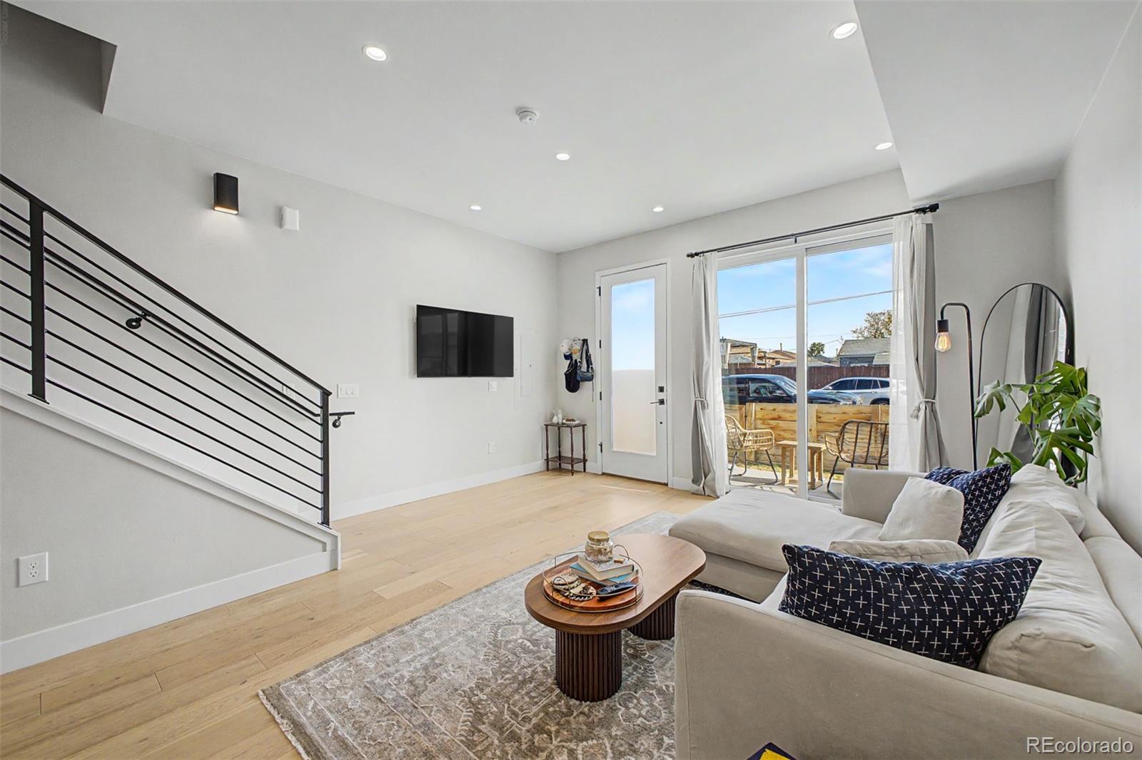 1921 W Elk Place Unit: 2