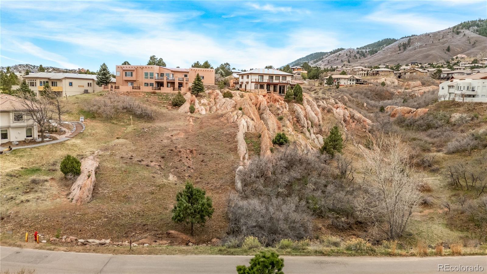 7708 Hawks Nest Trail
