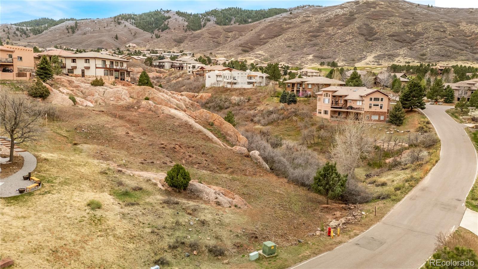 7708 Hawks Nest Trail