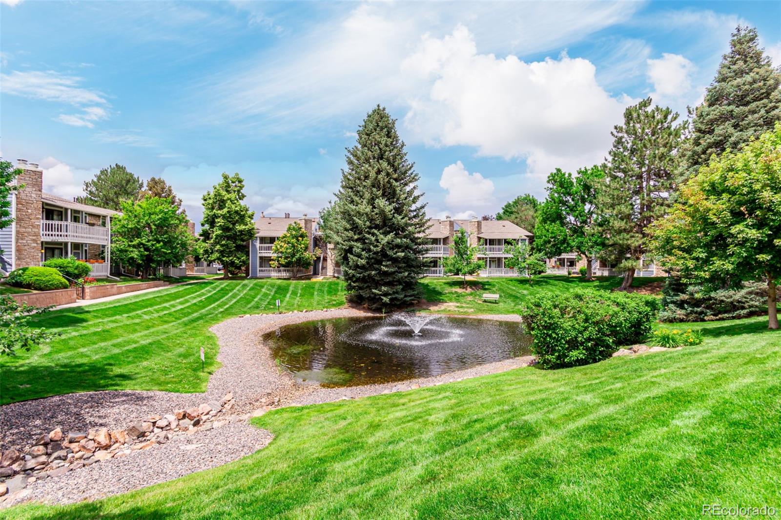 8335 Fairmount Drive Unit: 10-208