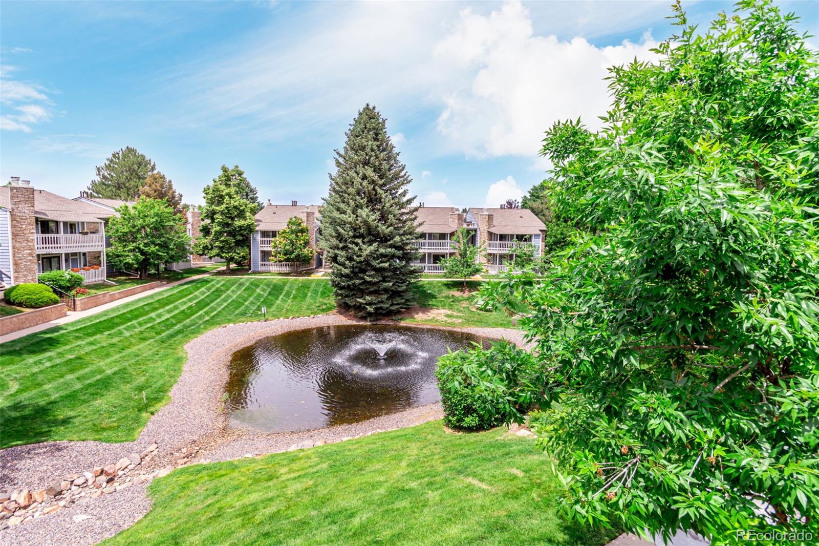 8335 Fairmount Drive Unit: 10-208