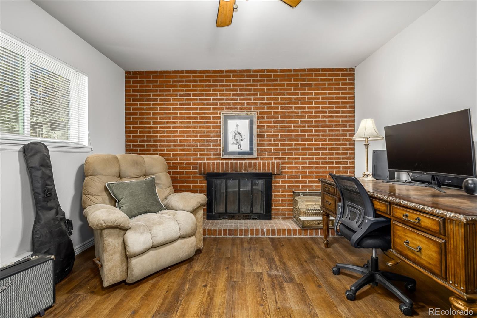 1132 S Salida Way