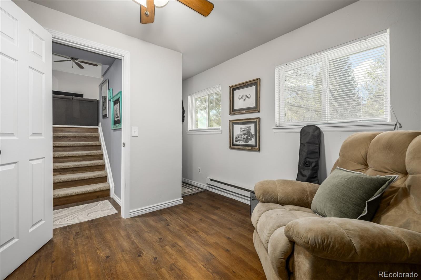 1132 S Salida Way