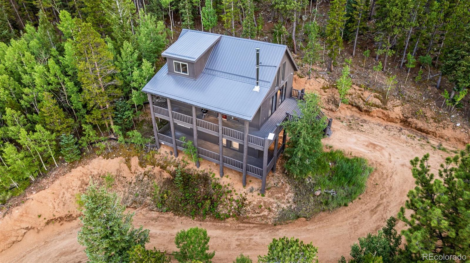 302 Lakeview Road