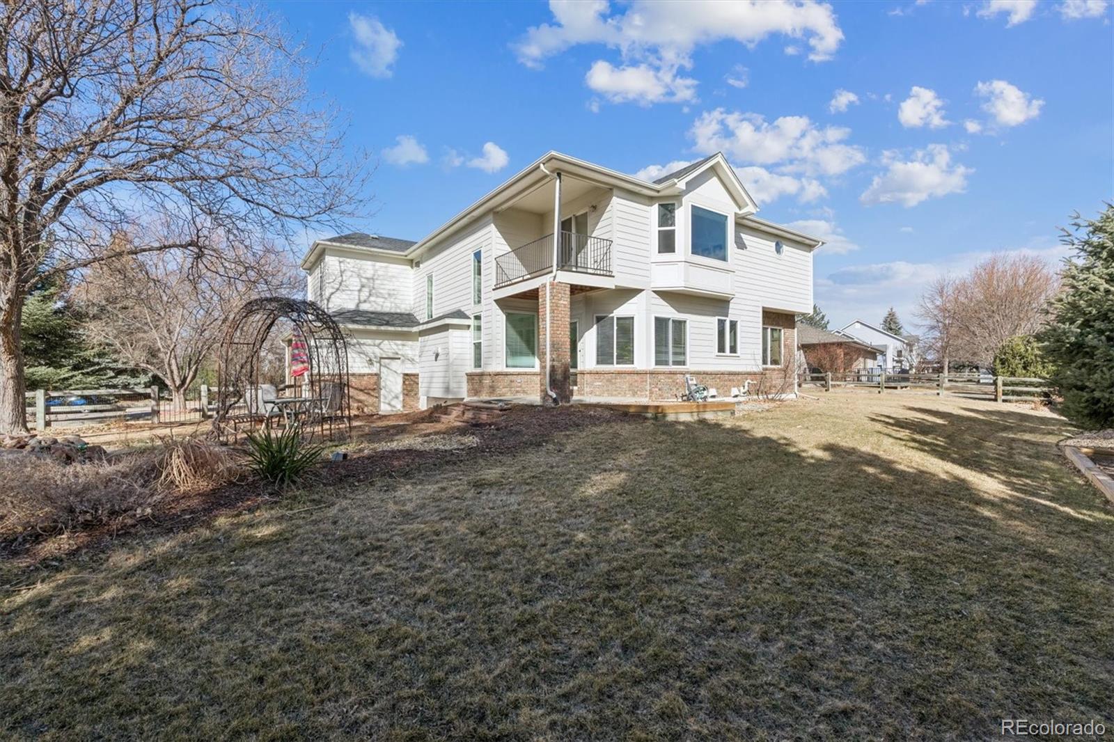 2240 Summitview Drive