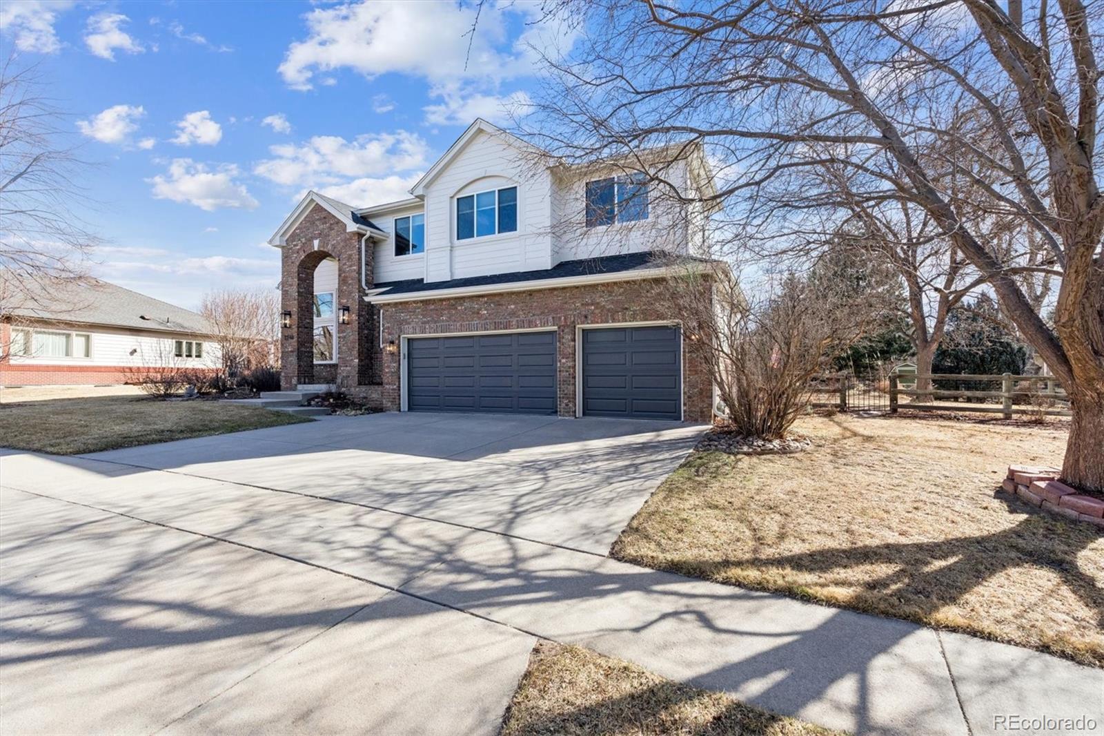 2240 Summitview Drive
