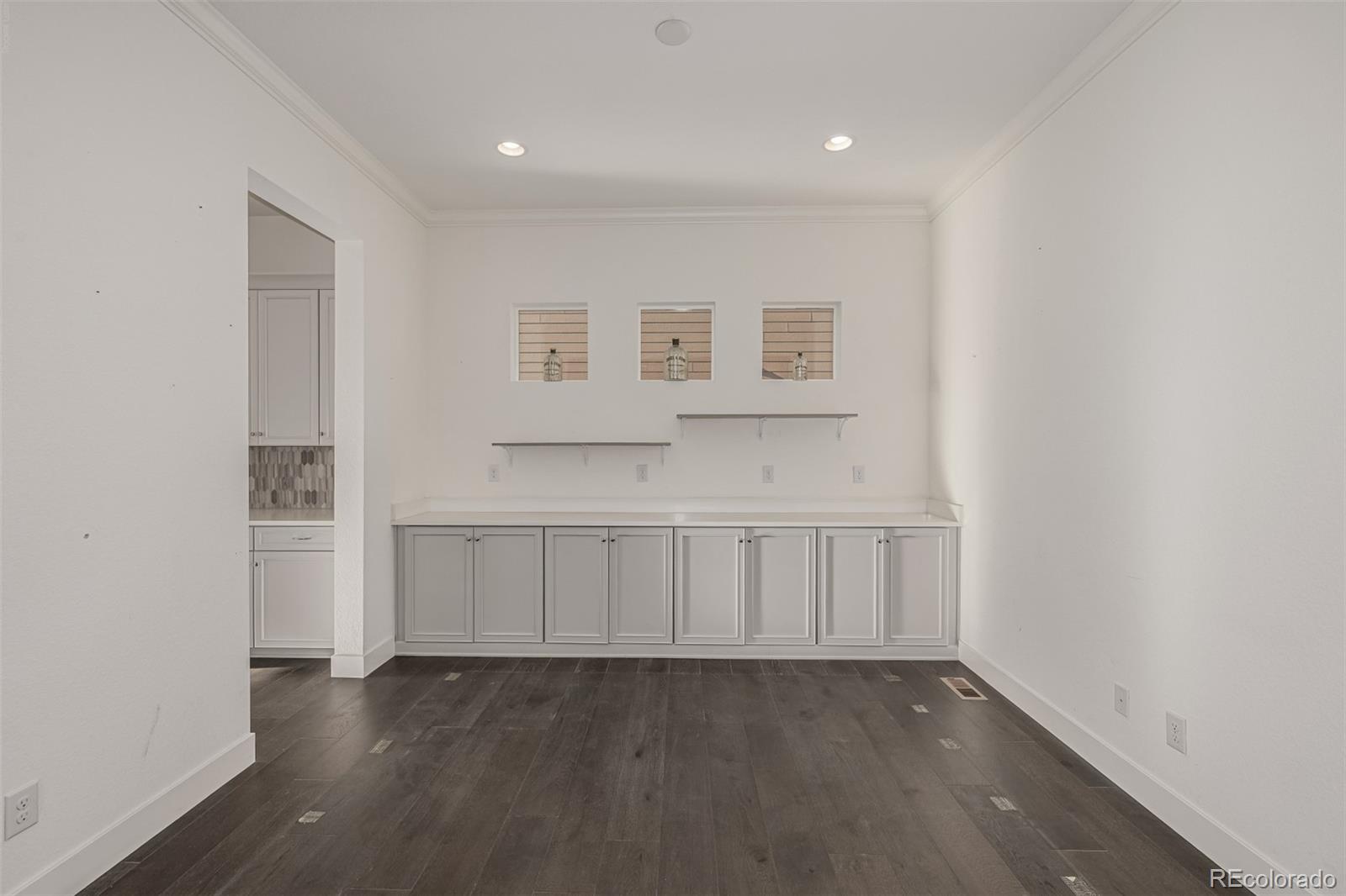1182 Red Iron Court