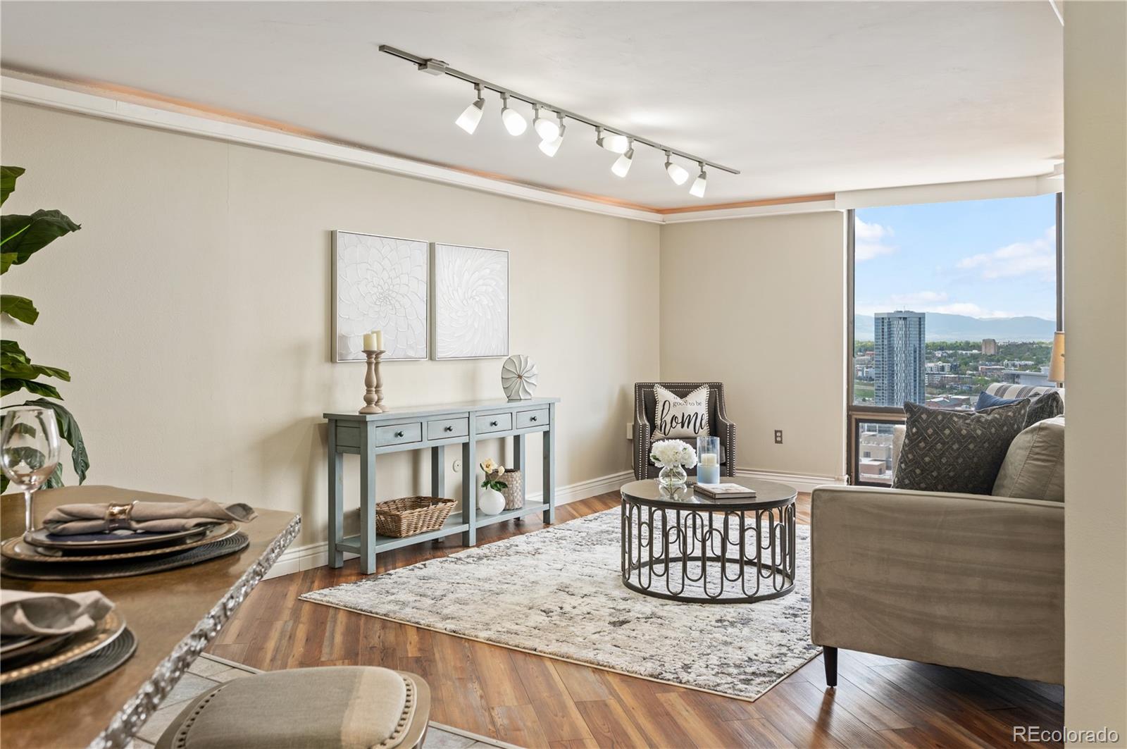 1625 Larimer Street Unit: 3008