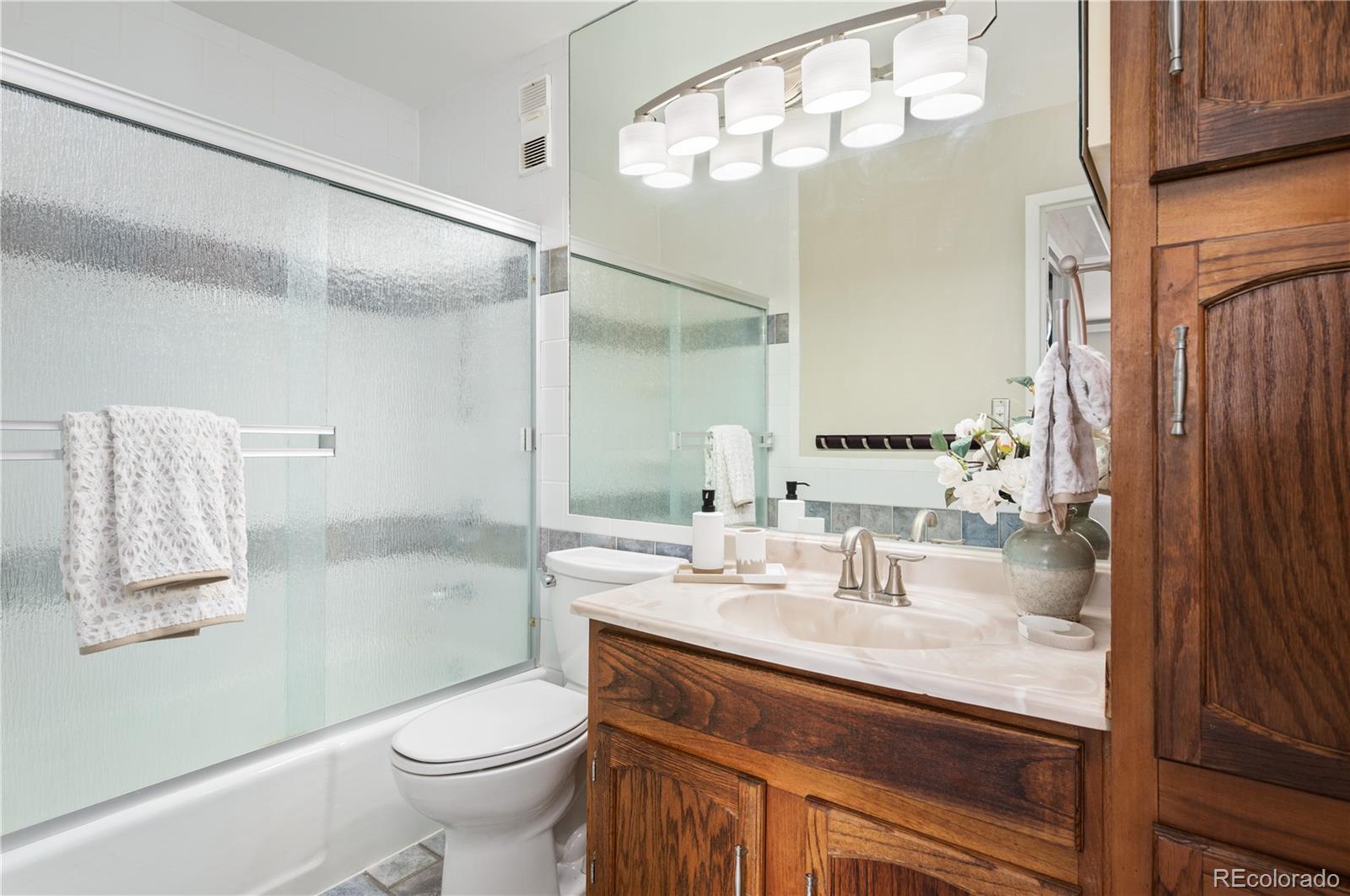 1625 Larimer Street Unit: 3008