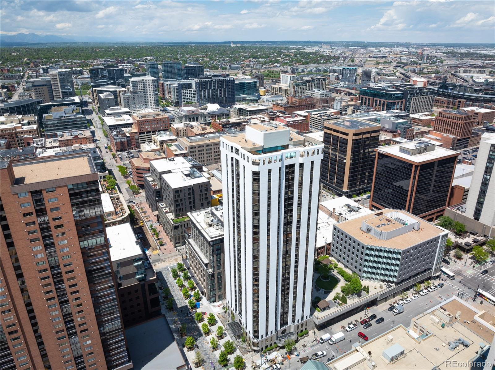 1625 Larimer Street Unit: 3008