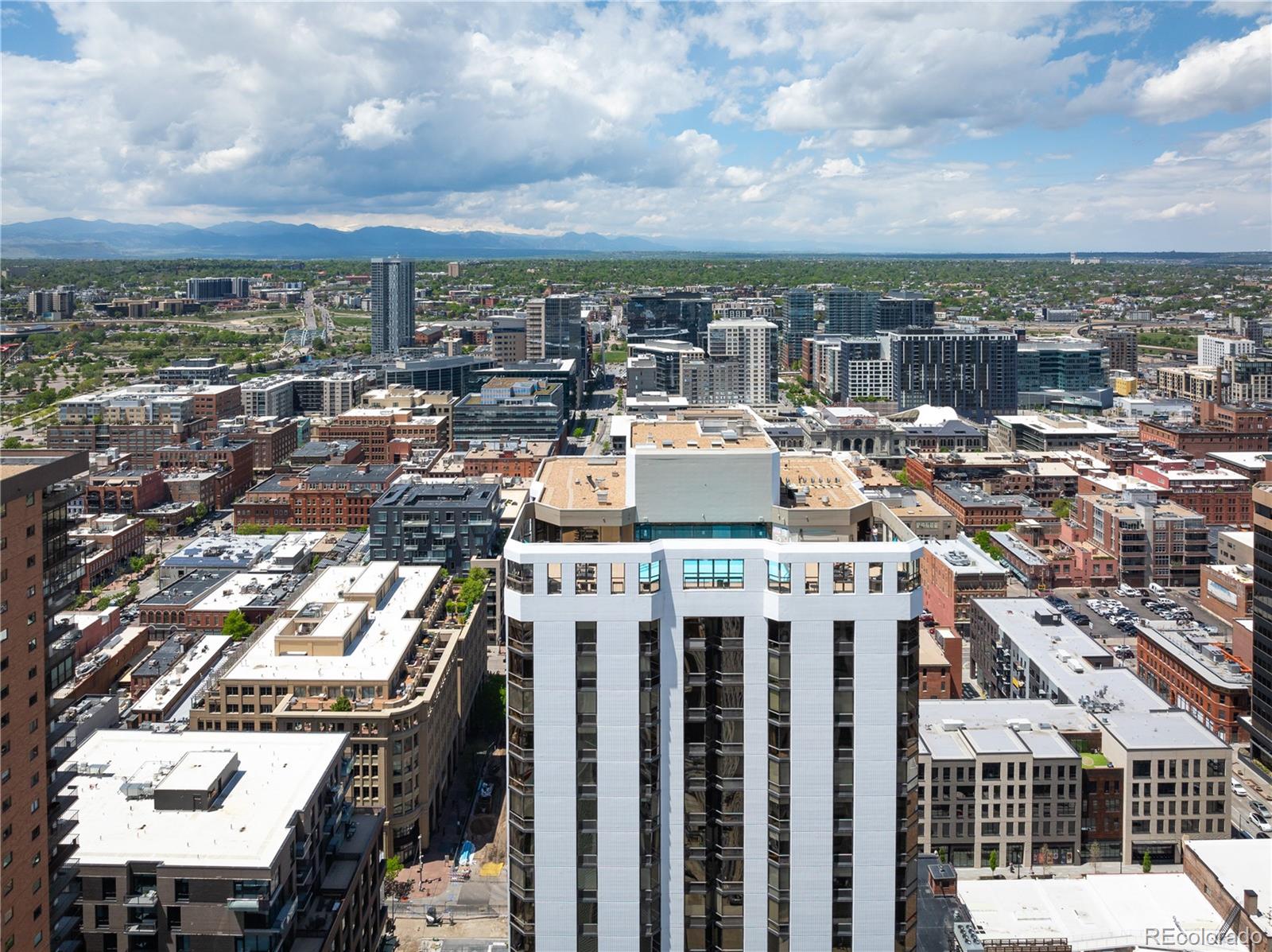 1625 Larimer Street Unit: 3008