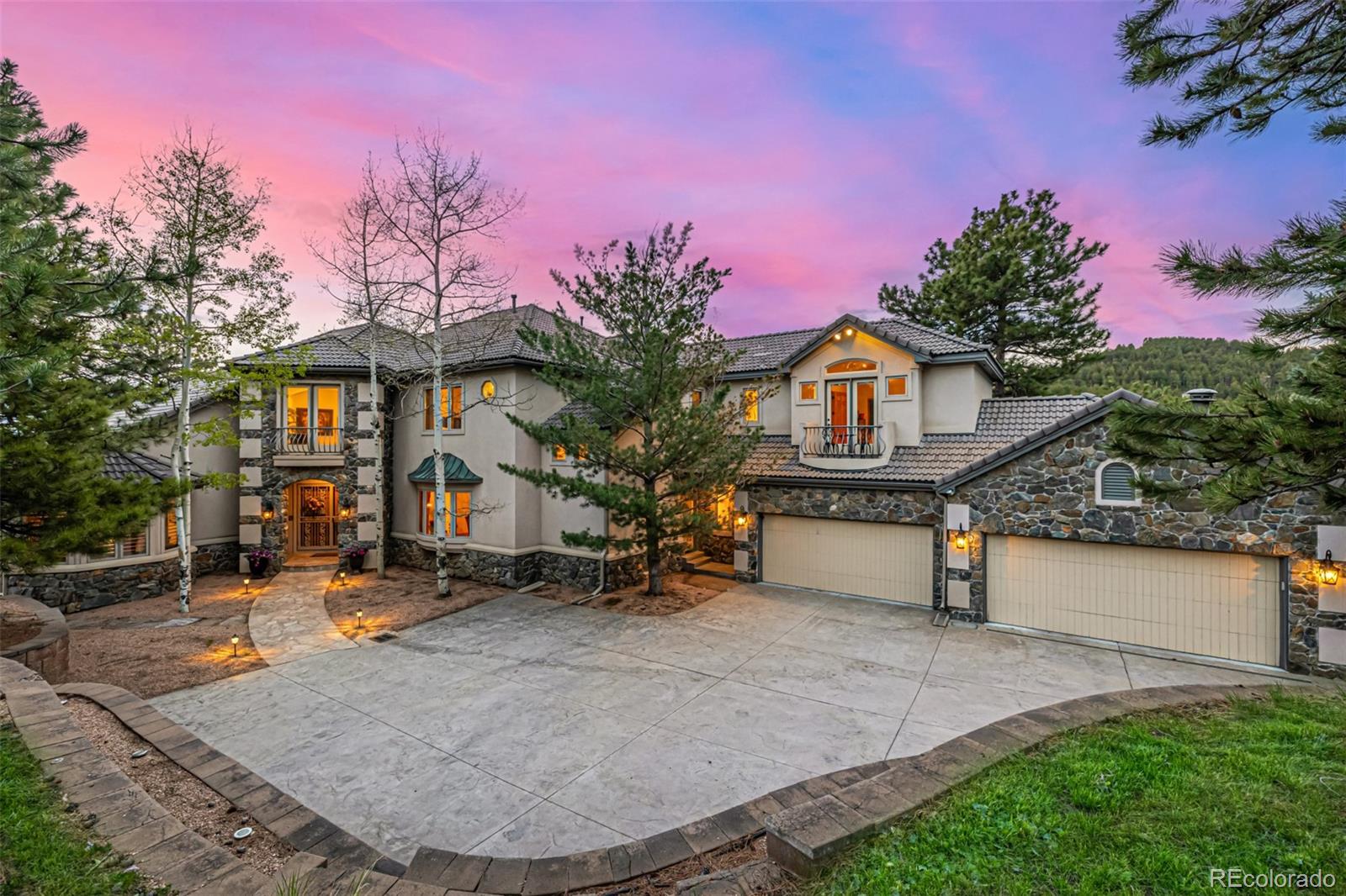 22554 Treetop Lane