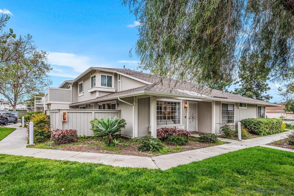 751 Pyramid Point Way