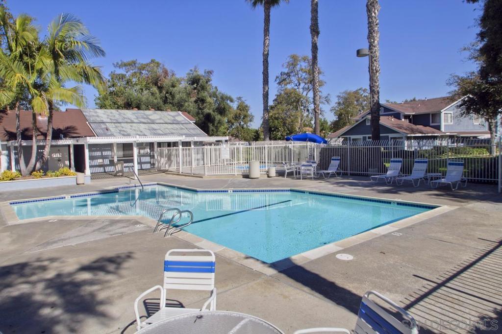 751 Pyramid Point Way