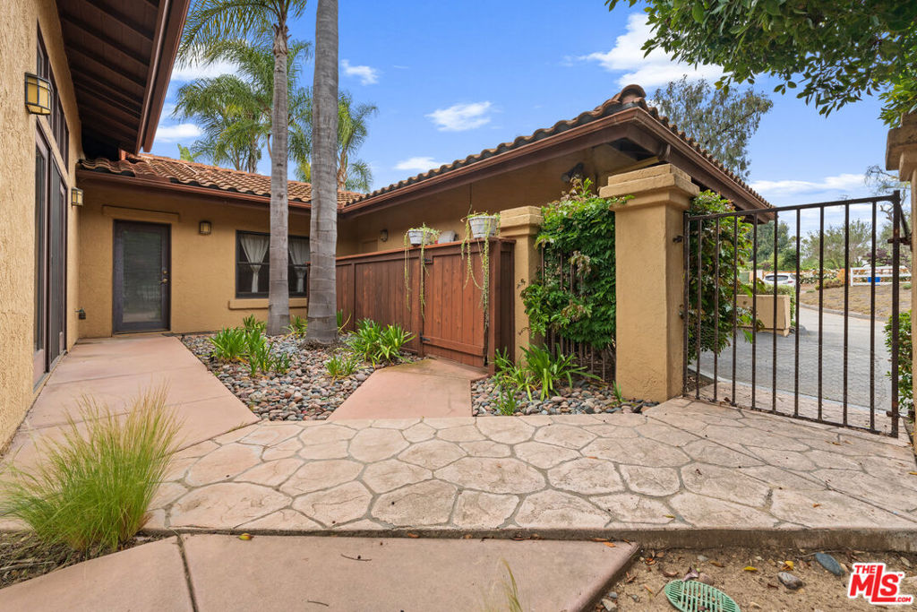 3306 Bumann Road