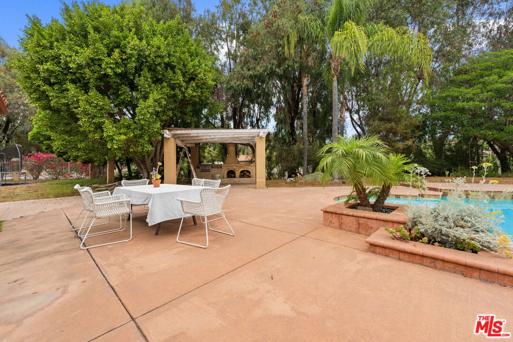 3306 Bumann Road