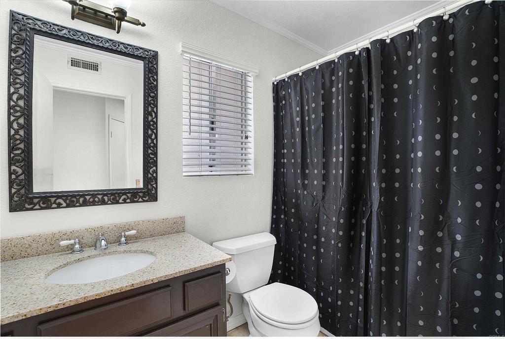 1826 Avenida Sevilla